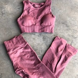 ATHLETA HALASANA seamless 7/8 tight and  bra set